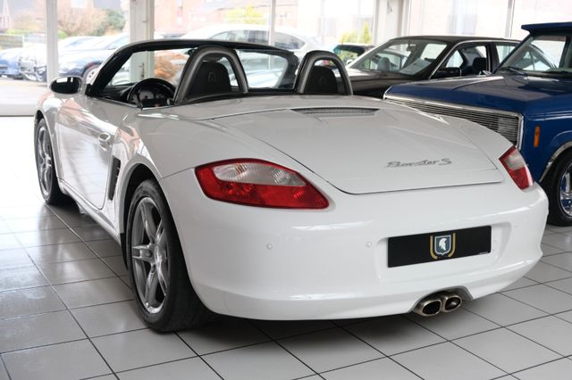 Fahrzeugabbildung Porsche Boxster S im Bestzustand