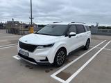 Kia Carnival - Kia Carnival: Kleinbus