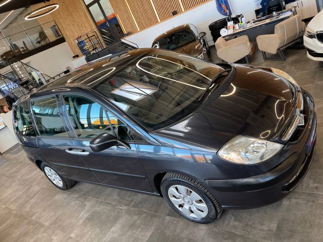 MYAUTOCENTER – Gebraucht- und Jahreswagen mit Werkstattservice in Pfaffenhofen Citroën C8 2.0 16V Tendance *2. Hand*Klima*7-Sitzer*PDC*