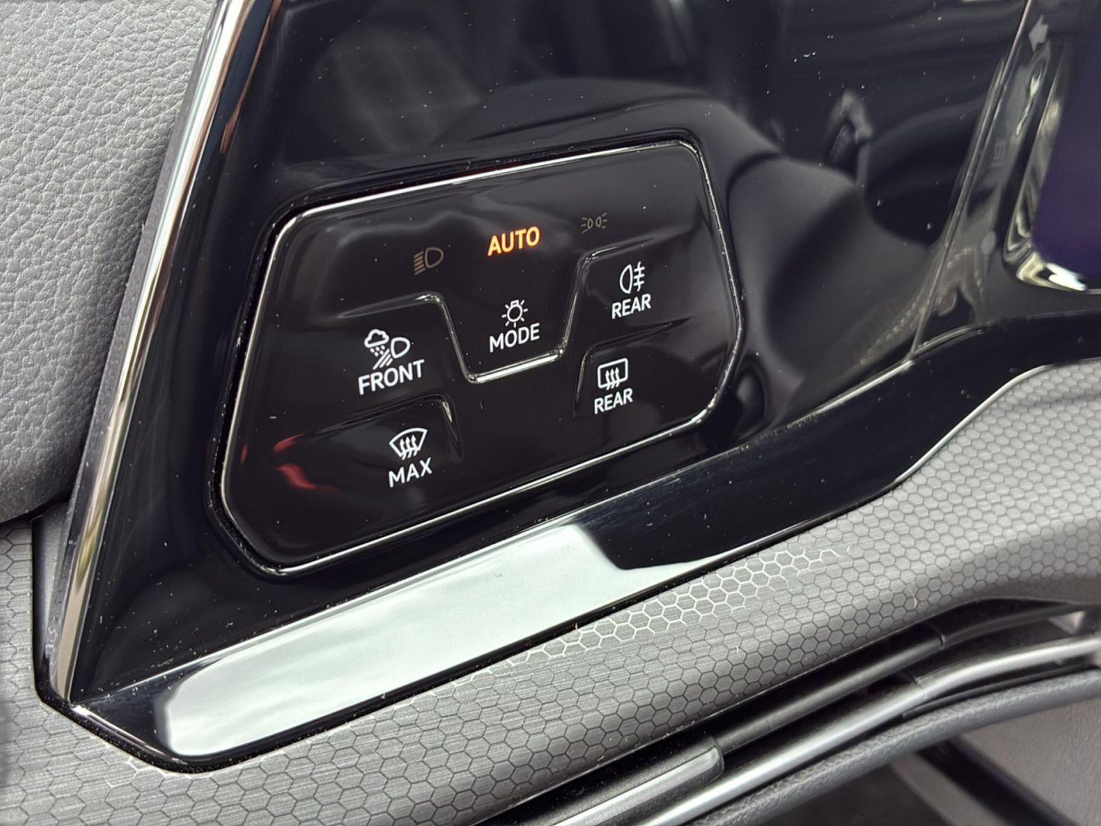 Volkswagen Golf VIII GTD DSG *ACC*AHK*R-CAM*LED+*PDC*SHZ*, миниатюра 10