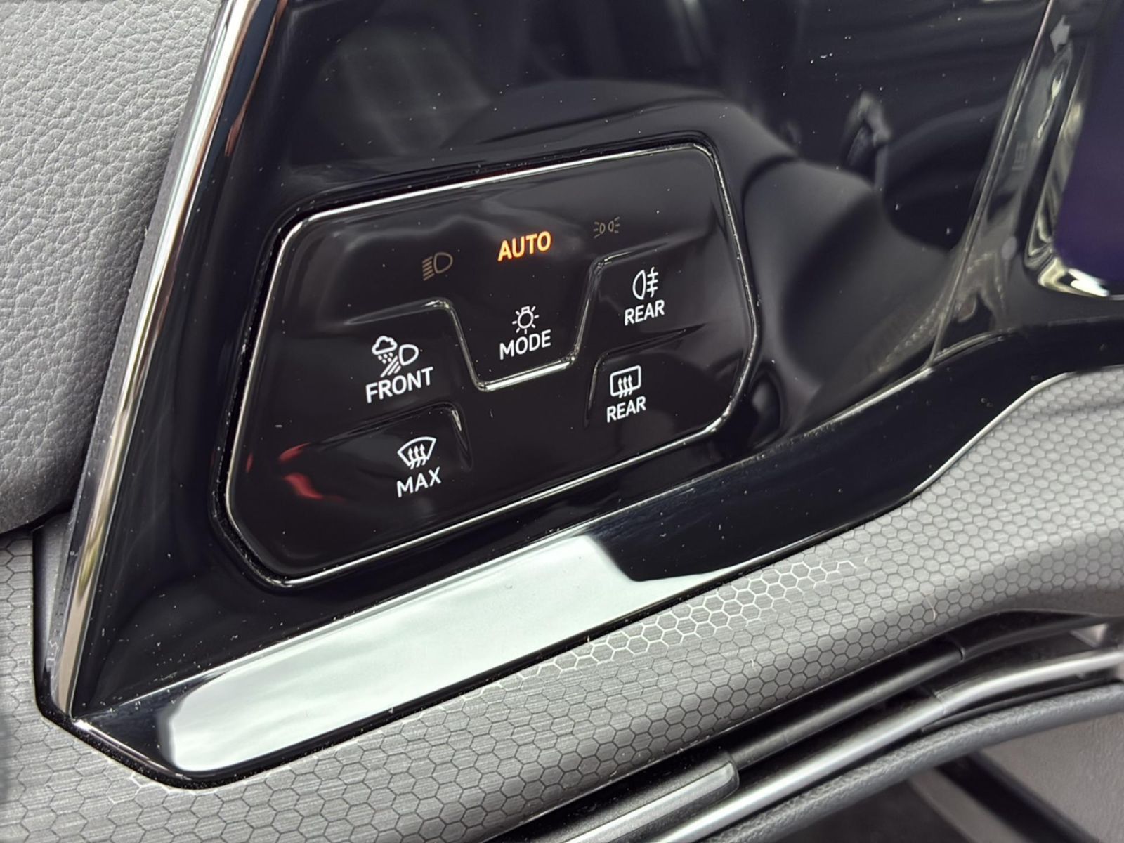 Volkswagen Golf - Bild 10