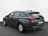 Hyundai i30 cw Select Mild-Hybrid Kamera 5 J. Garantie - Hyundai i30 Select mit Benzin-Antrieb