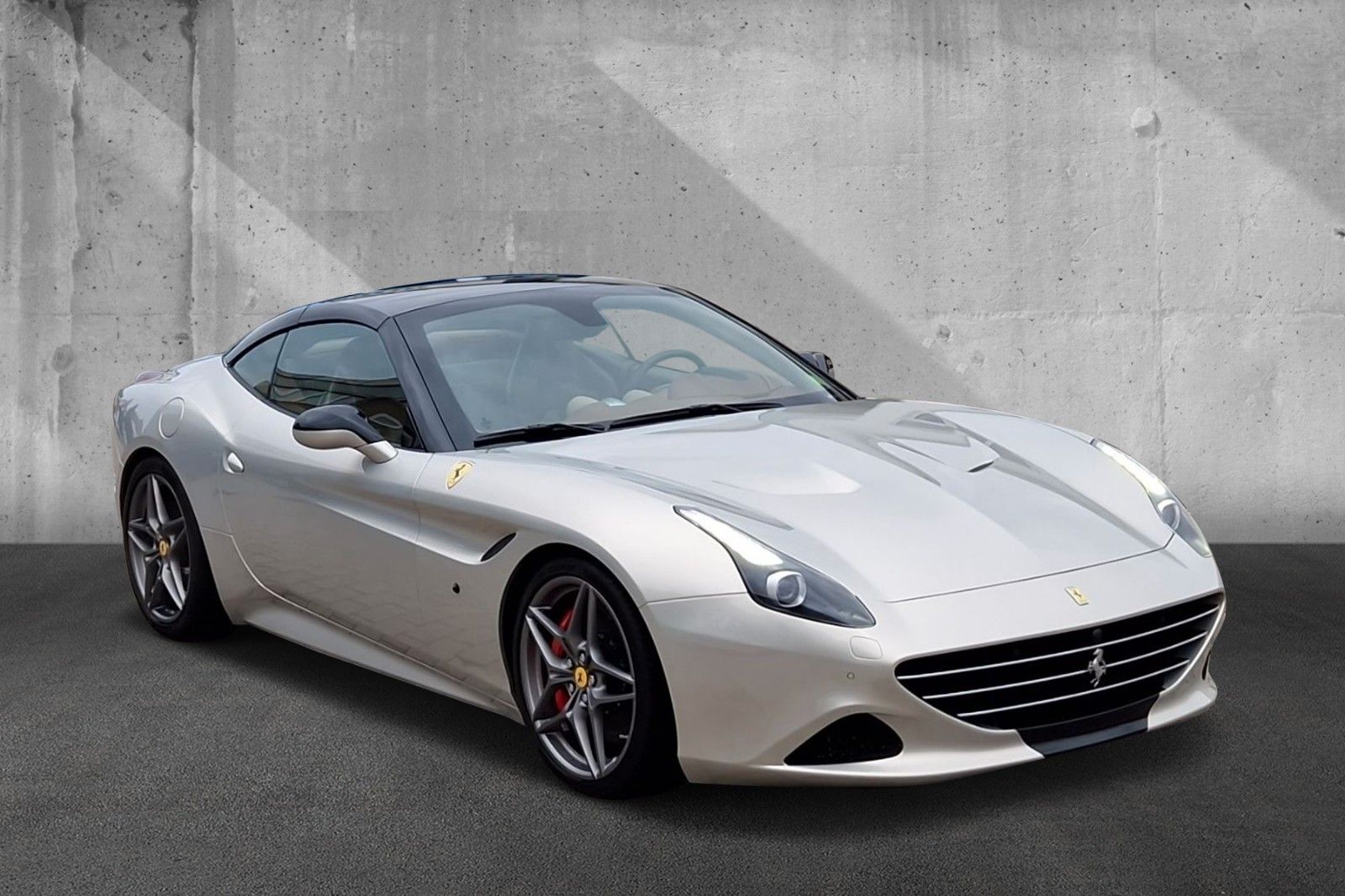 Fahrzeugabbildung Ferrari California T*Tailor Made*1of1*Sammler