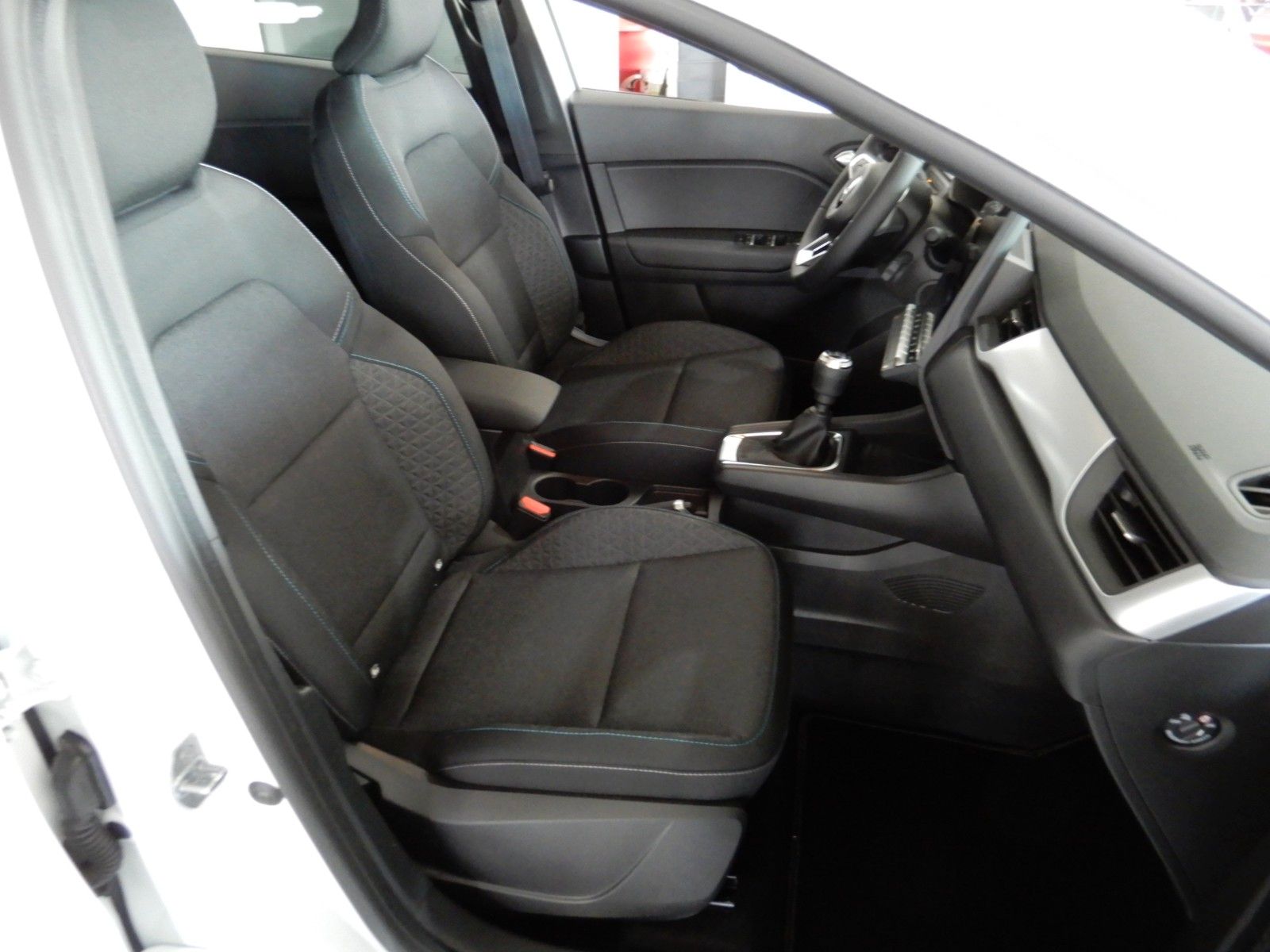 Fahrzeugabbildung Mitsubishi ASX MY25 1.0 T BASIS LED Apple/Andro Klima RFK