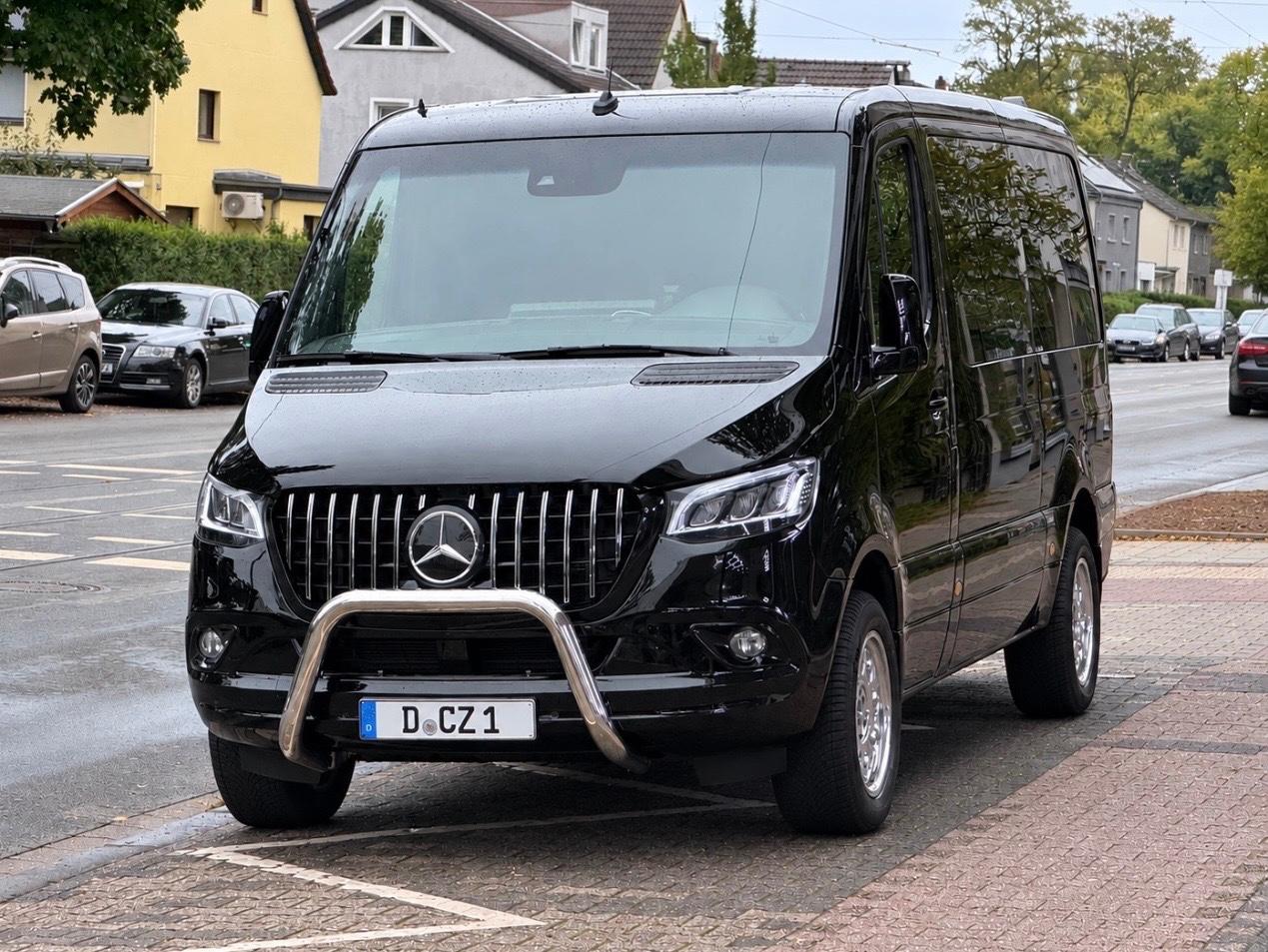 Mercedes-Benz Sprinter 319 CDI V6 Tourer BEHINDERTENGERECHT
