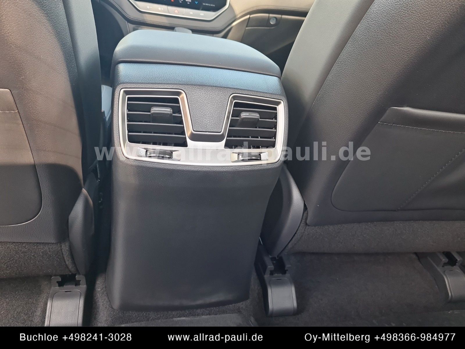 Ssangyong Musso Grand 2.2 e-XDi Titanium 4x4 Automatik