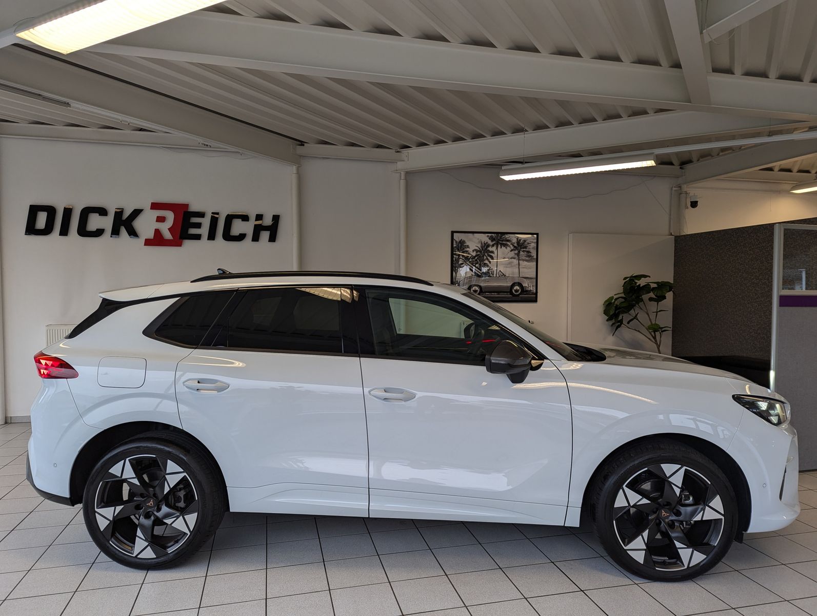 CUPRA Terramar 1.5eTSI HUD DCC Matrix Pano Sennh. 20" - Image 8