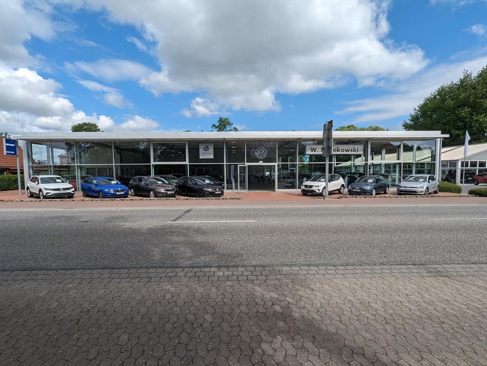 showroom-image-main