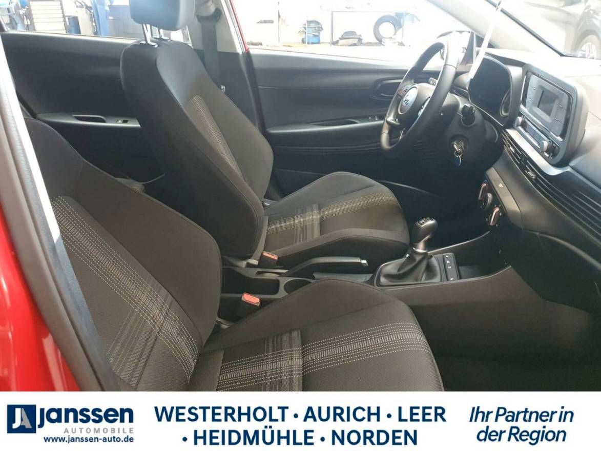Fahrzeugabbildung Hyundai BAYON Select Winterpaket,PDC hinten,Klima,Start