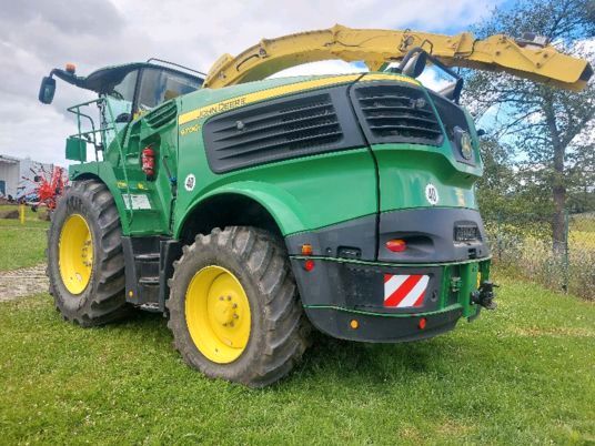 John Deere 9700i