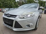 Ford Focus Lim. Titanium - Ford Focus aus 2012: Titanium