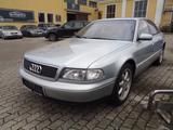 Audi A8 4.2L V8 Quattro - Audi A8 mit Benzin-Antrieb: Limousine, 4.2