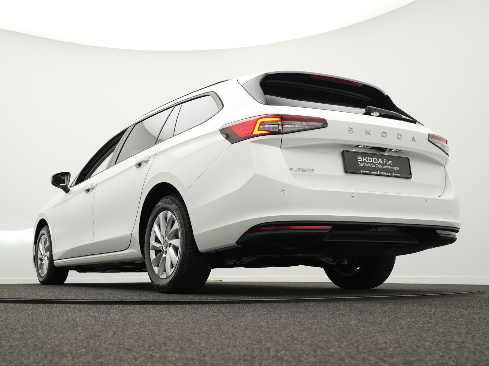 Skoda Superb - Bild 25
