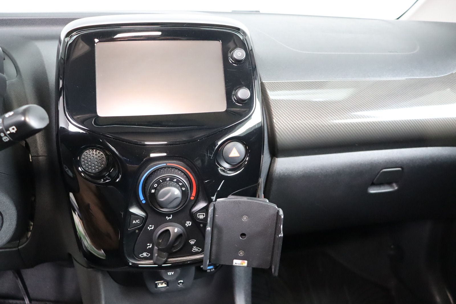 Fahrzeugabbildung Peugeot 108 TOP * Service + HU/AU neu * Pano * RFK Style
