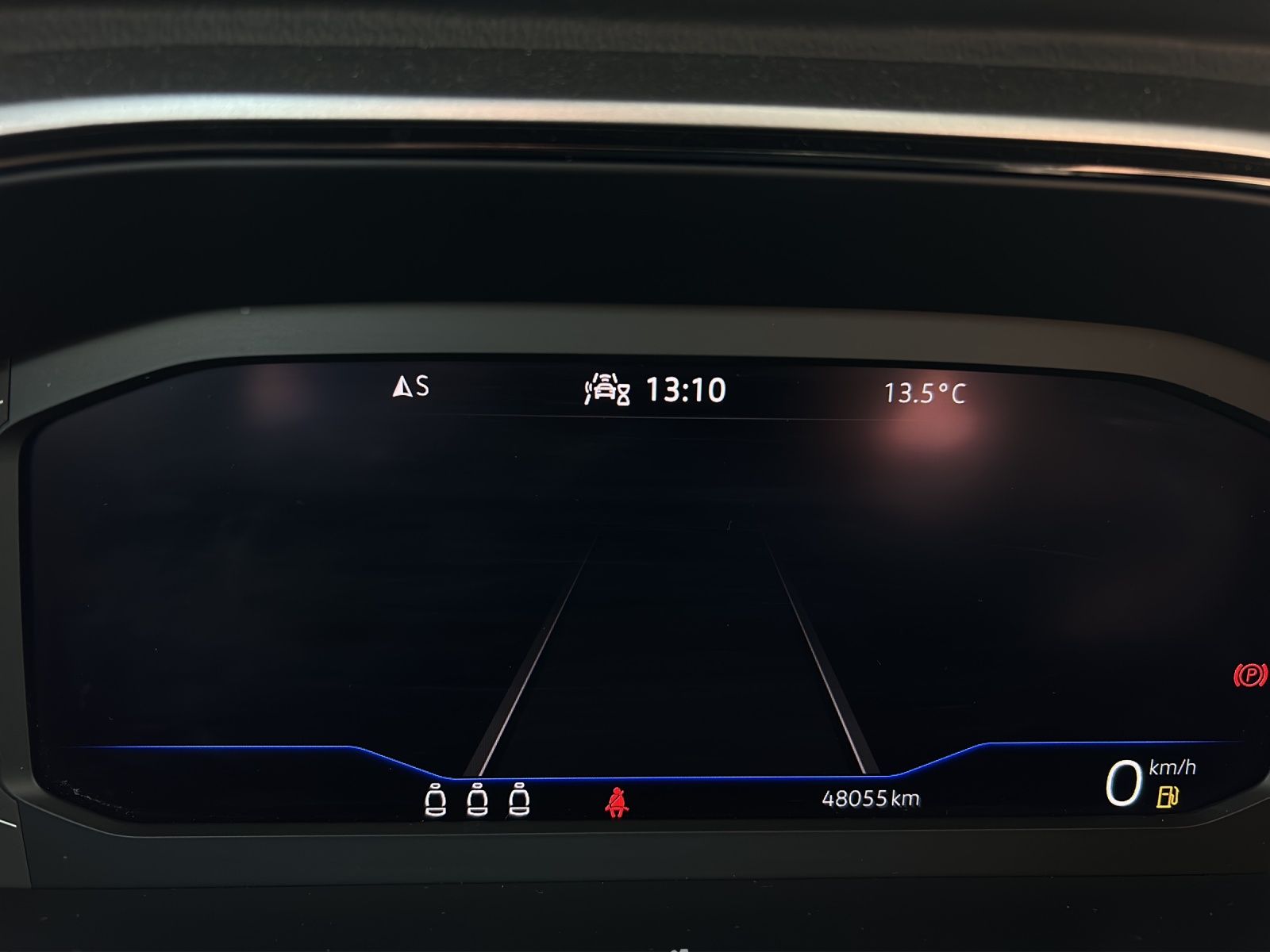 Fahrzeugabbildung Volkswagen T-Roc TSI Life LED Navi AID APP SH LM