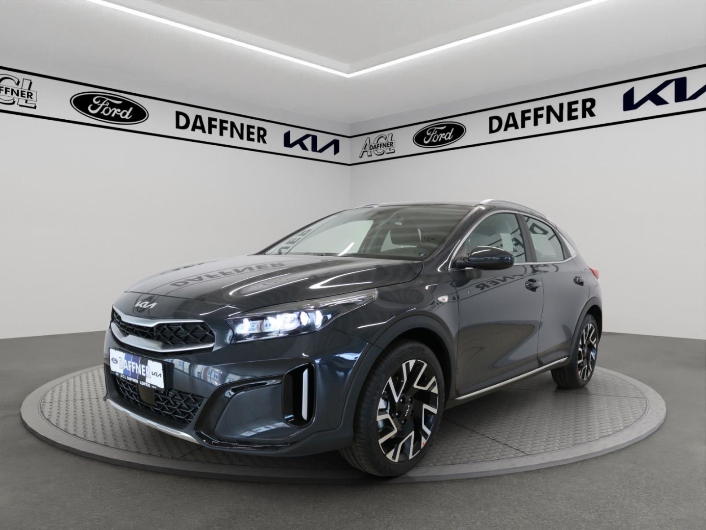 Fahrzeugabbildung Kia XCeed Vision 1.5 Kamera PDC Navi LED Tempomat