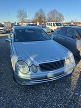 Mercedes-Benz E 270 CDI AVANTGARDE Avantgarde - Mercedes-Benz E 270: Cdi Avantgarde