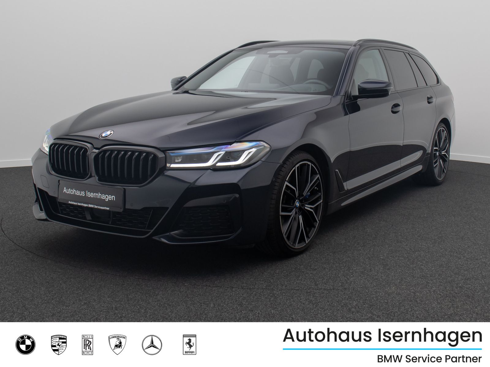 Fahrzeugabbildung BMW 540i xD M Sport DAB Panorama HUD H/K DispKey 20"