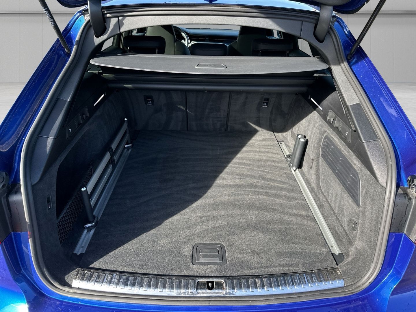 Audi RS6 Avant 4.0 TFSI quattro StandHZG AHK Leder So foto 15