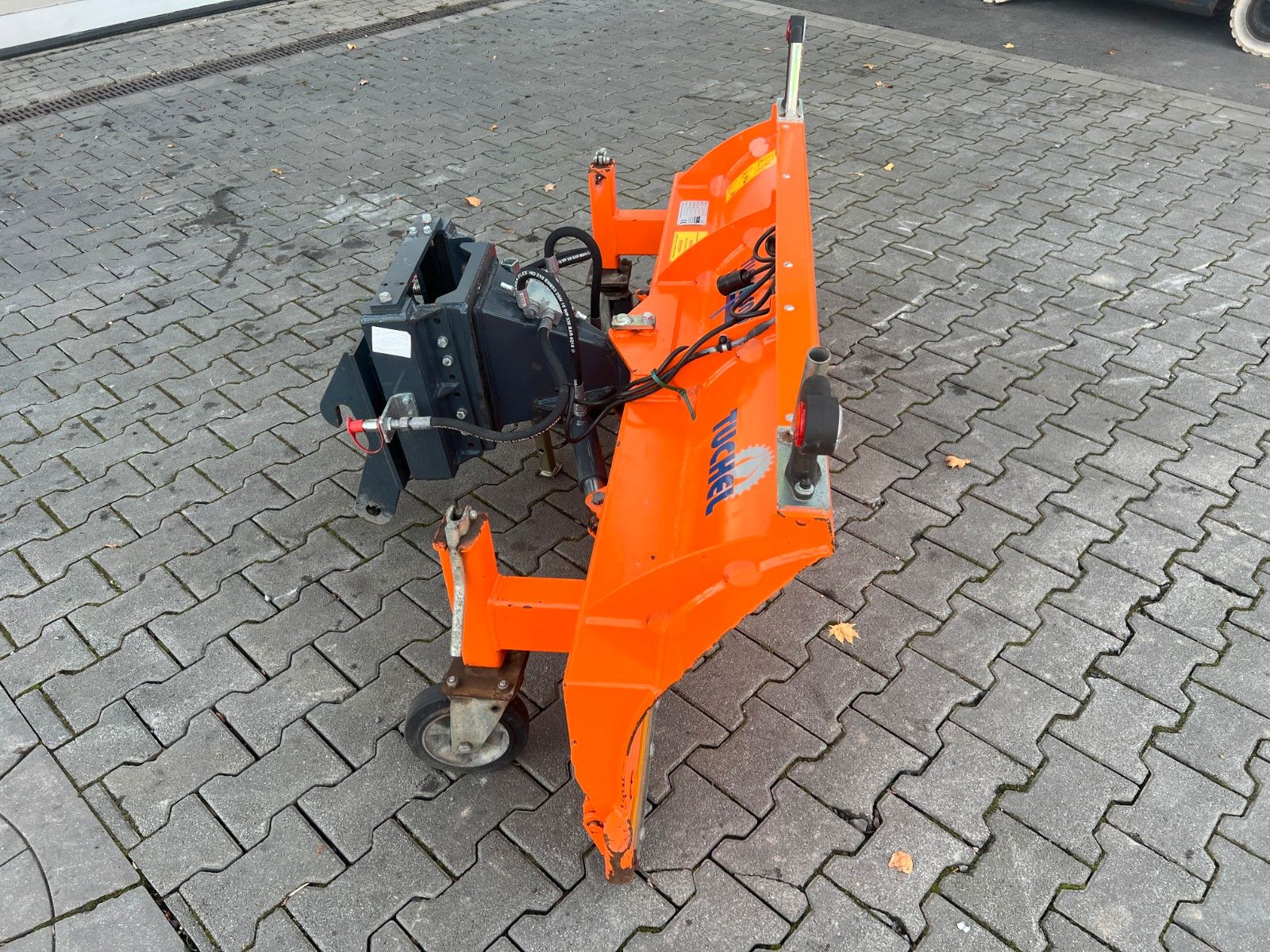 Fahrzeugabbildung Andere Tuchel SK-F 180 Schneeschild / Kramer 5040