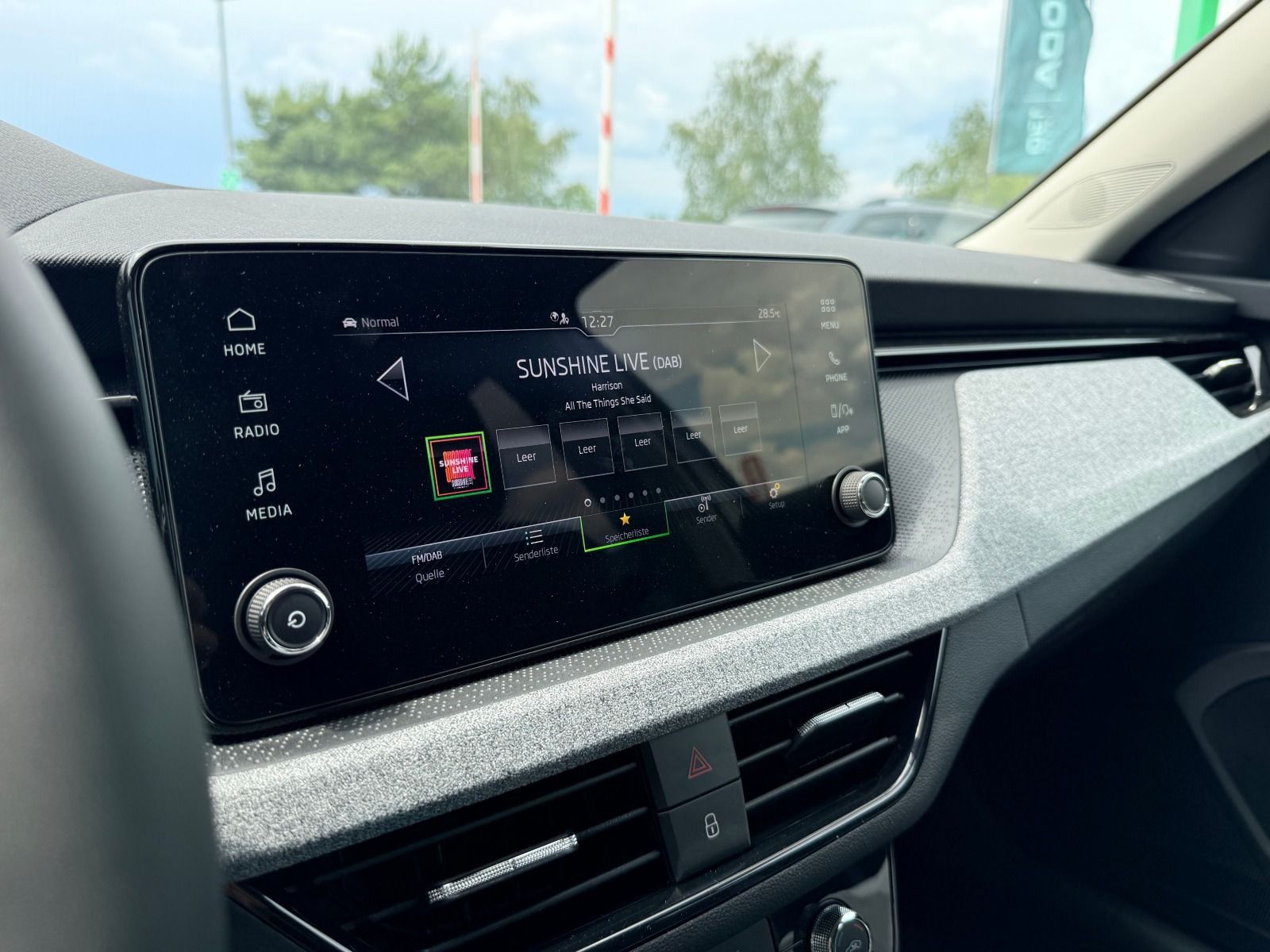 Fahrzeugabbildung SKODA Kamiq 1115PS DSG*BehFro*RFK*AHK*eHeck*Matrix