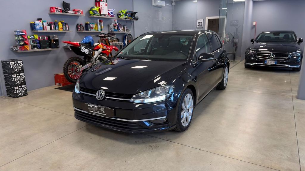 Image of Volkswagen Golf
