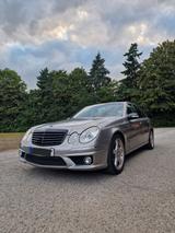 Mercedes-Benz E 320 AVANTGARDE Avantgarde - Mercedes-Benz E 320 in Düsseldorf