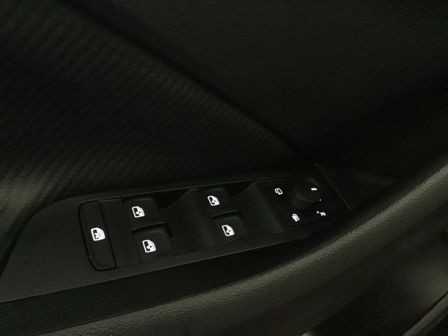 Fahrzeugabbildung Skoda Kamiq Monte Carlo 1.5TSI Matrix/DSG/AHK/ACC/Navi