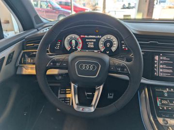 Audi Q7 50 TDI quattro S line