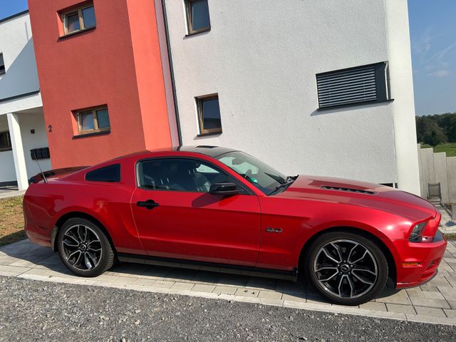 Ford Mustang 5.0 GT US 