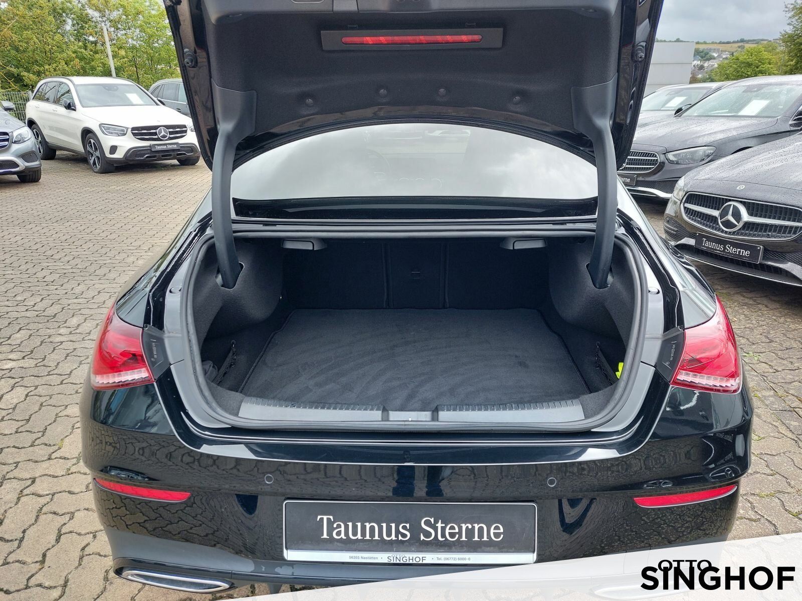 Fahrzeugabbildung Mercedes-Benz CLA 200 AMG Pano+Night+Rü Kam+TOTW+dyn.LED+Sound