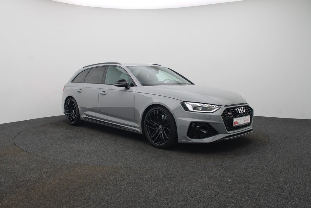 Audi RS 4 Avant 2.9 TFSI quattro . LED Navi AHK foto 6