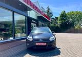 Ford Focus Turnier Titanium 1.6l Navi Xenon Kamera - Ford Focus: 1.6