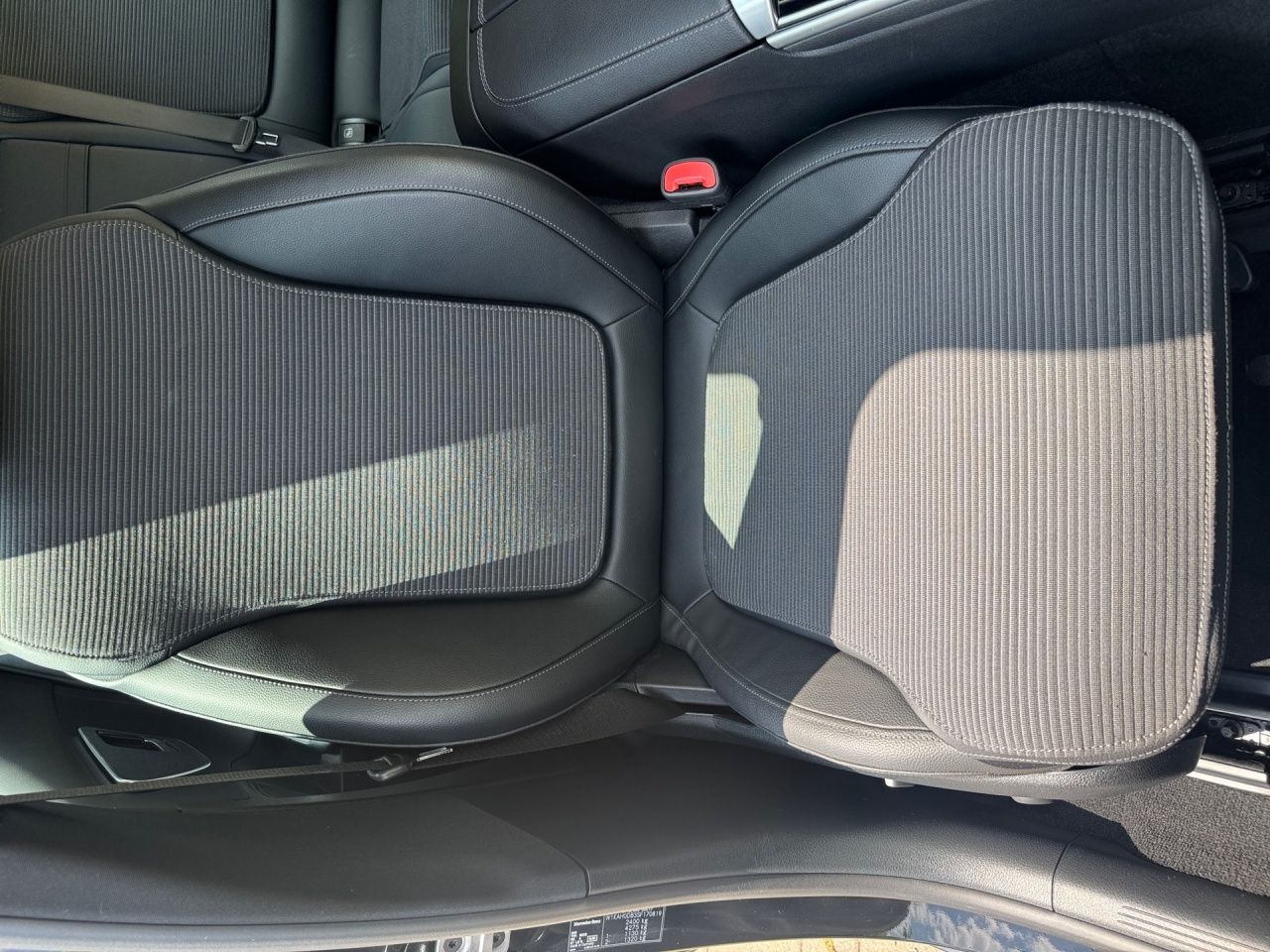 Fahrzeugabbildung Mercedes-Benz C 200 d T AVANTGARDE+LENKRADHEIZ+AMBIENTE+EASYP+