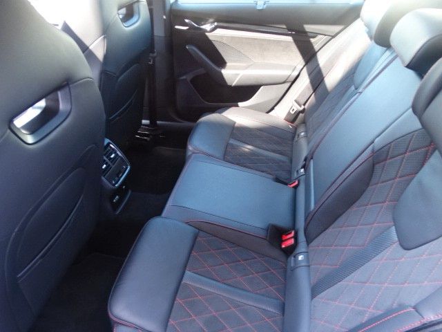 ŠKODA Octavia Octavia Combi RS 2.0 TDI DSG 4x4,Pano,Standheiz. – Bild 17 von 20