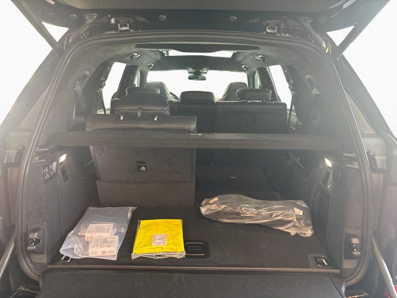 BMW X7 M60 - Bild 17