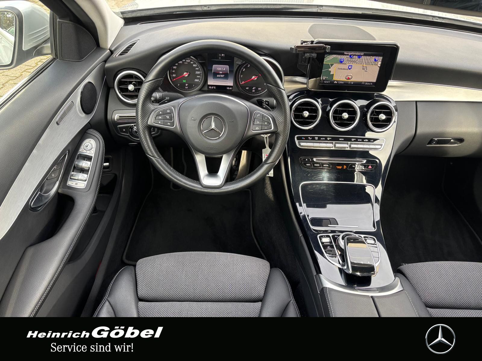 Fahrzeugabbildung Mercedes-Benz C 180 AVANTGARDE*LED*SD-KARTEN-NAVI*AMBIENTEBEL*