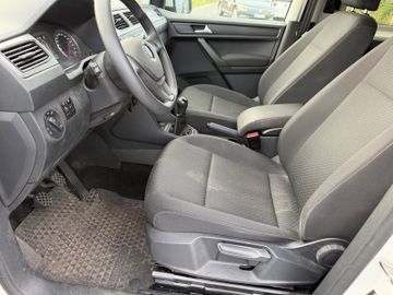 Volkswagen Caddy - 9