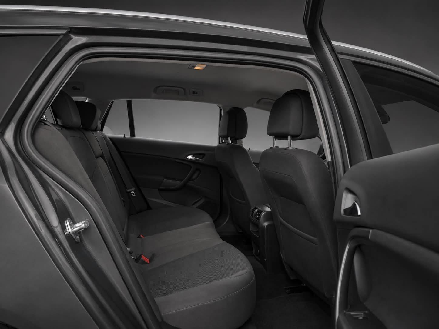 Opel Insignia 2009 — photo 11