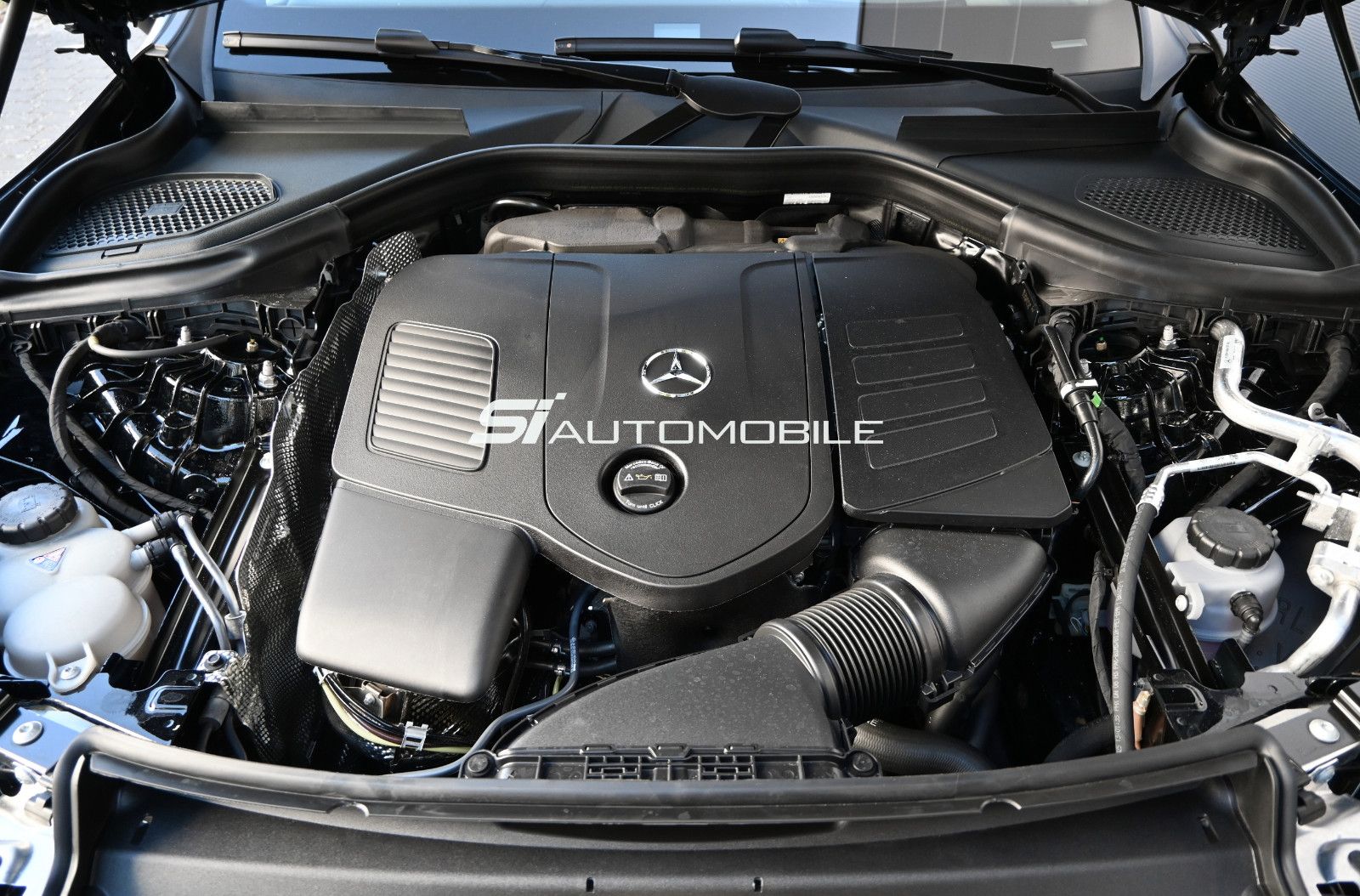 Fahrzeugabbildung Mercedes-Benz GLC 300 4MAT. EDITION AMG LINE °UVP 86.221€°MEGA