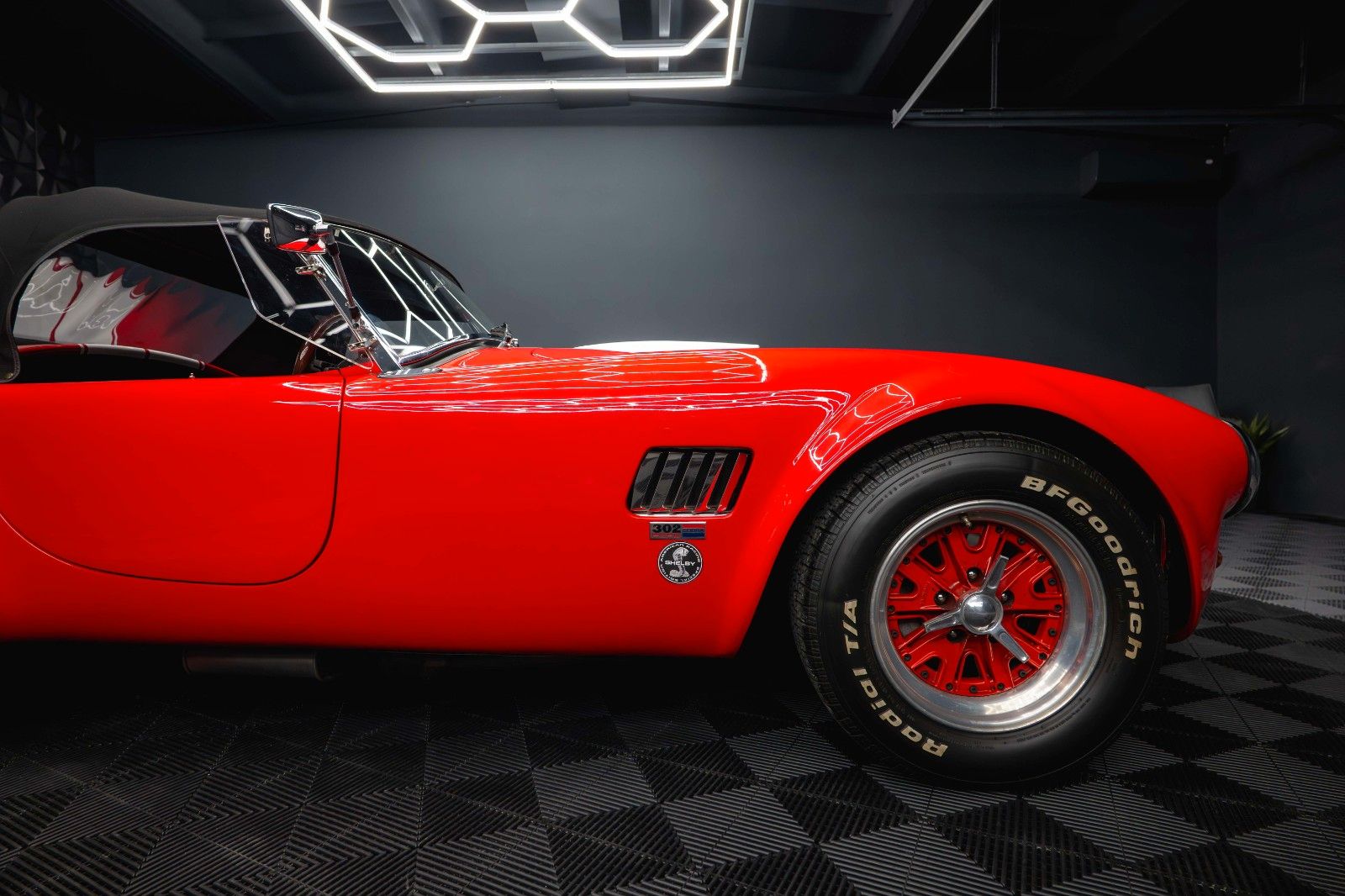 Fahrzeugabbildung Cobra KCC Cobra Ford 302 V8 5.0 Autom. H-Zulassung