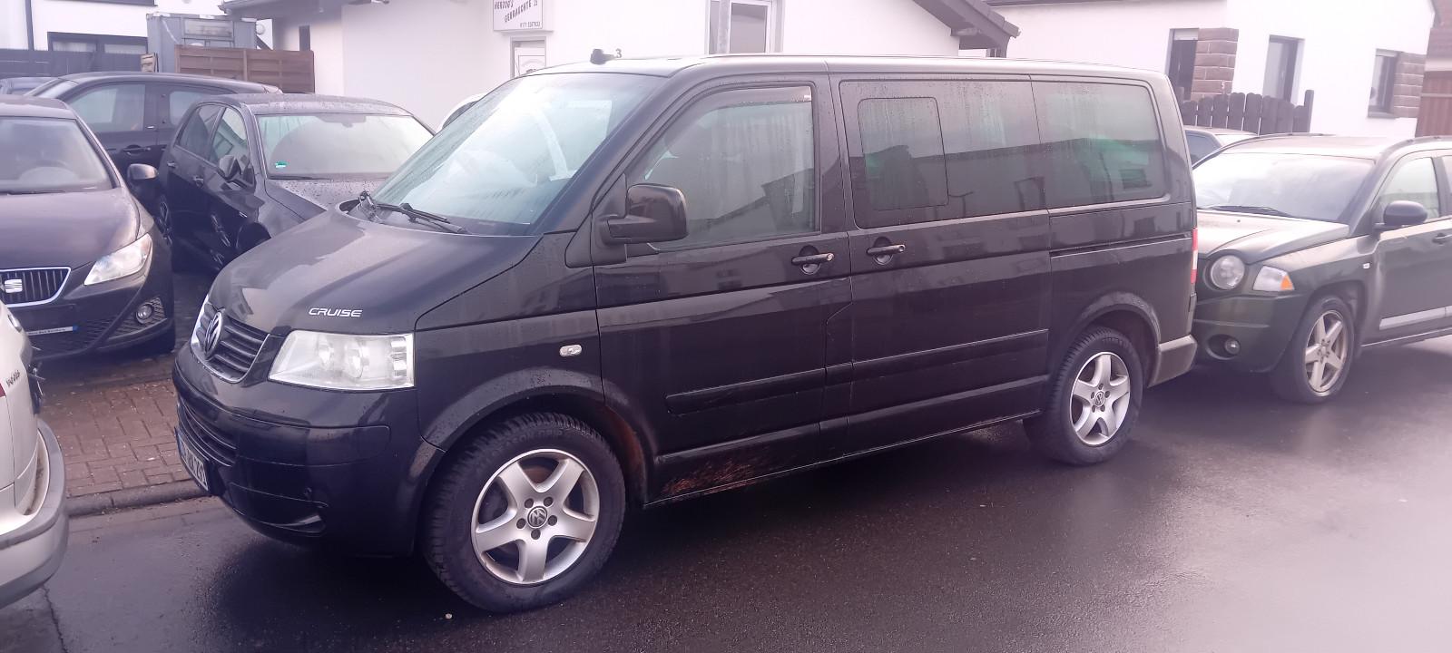Volkswagen T5 Transporter Bus Multivan Comfortline