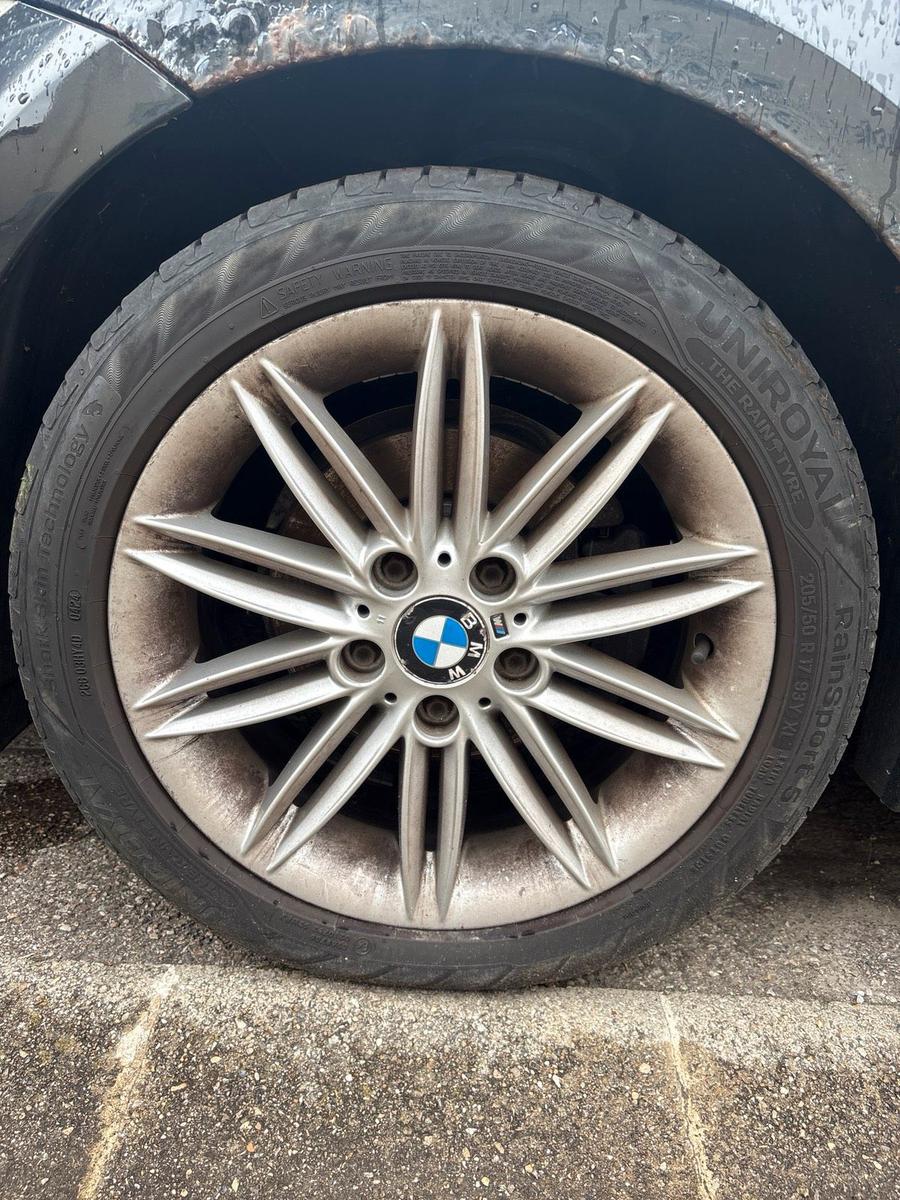 BMW 118 2008 — photo 11
