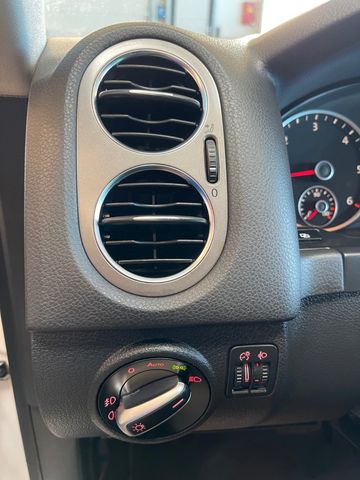 Volkswagen Tiguan Team 4Motion *Parkassistent*Navi*Kamera*