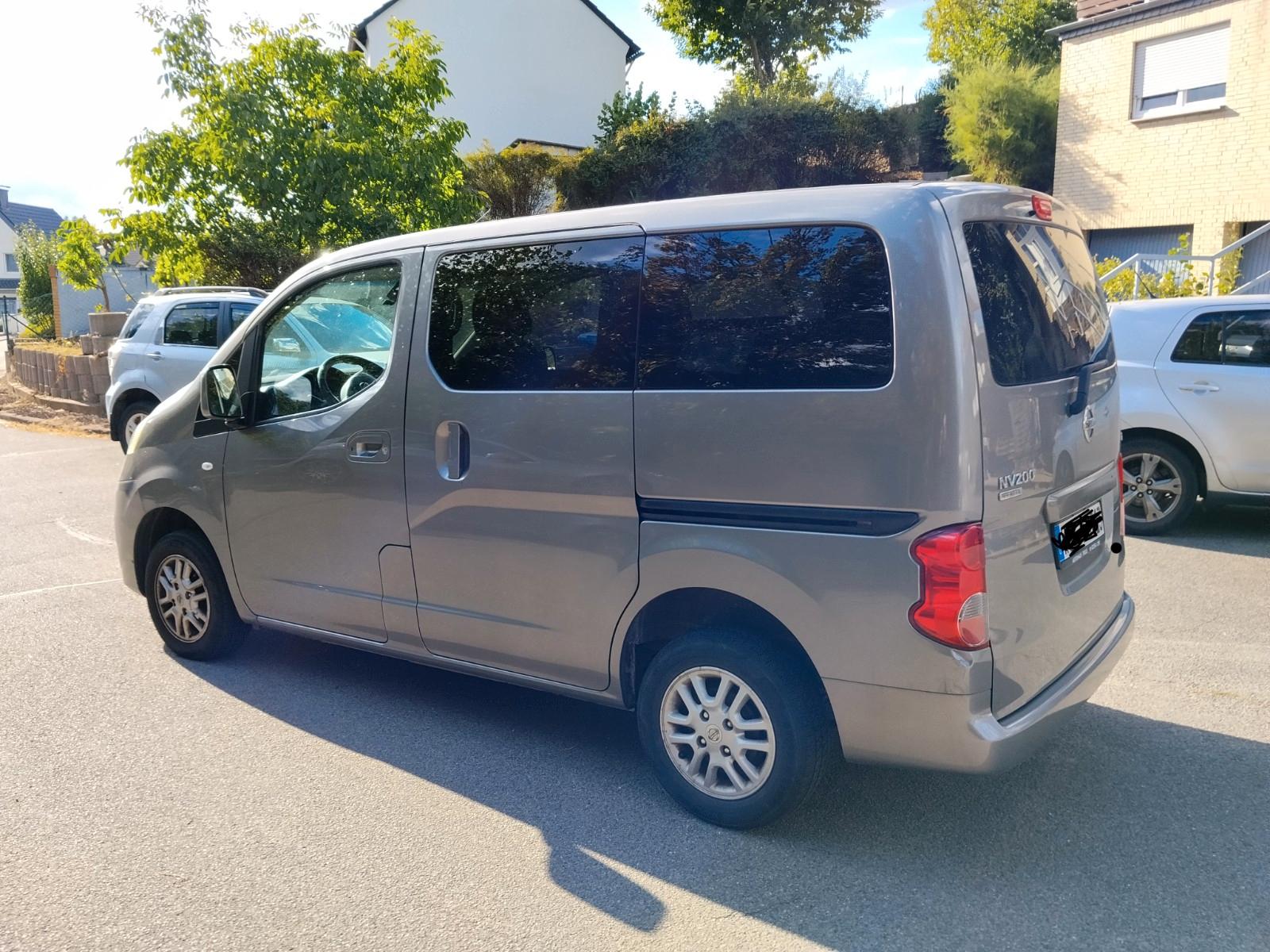 Nissan NV200 2012 — engine 1.500 cm³, 110 HP (81kW)
