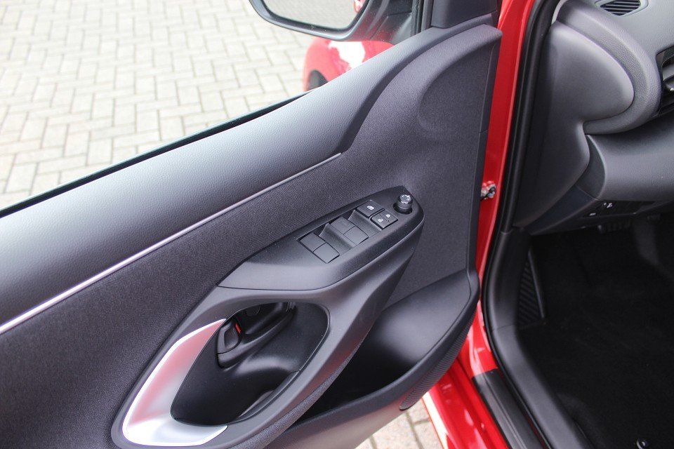 Fahrzeugabbildung Mazda 2 Hybrid Centre-Line 1.5L VVT-i 116 PS CVT *Sofo