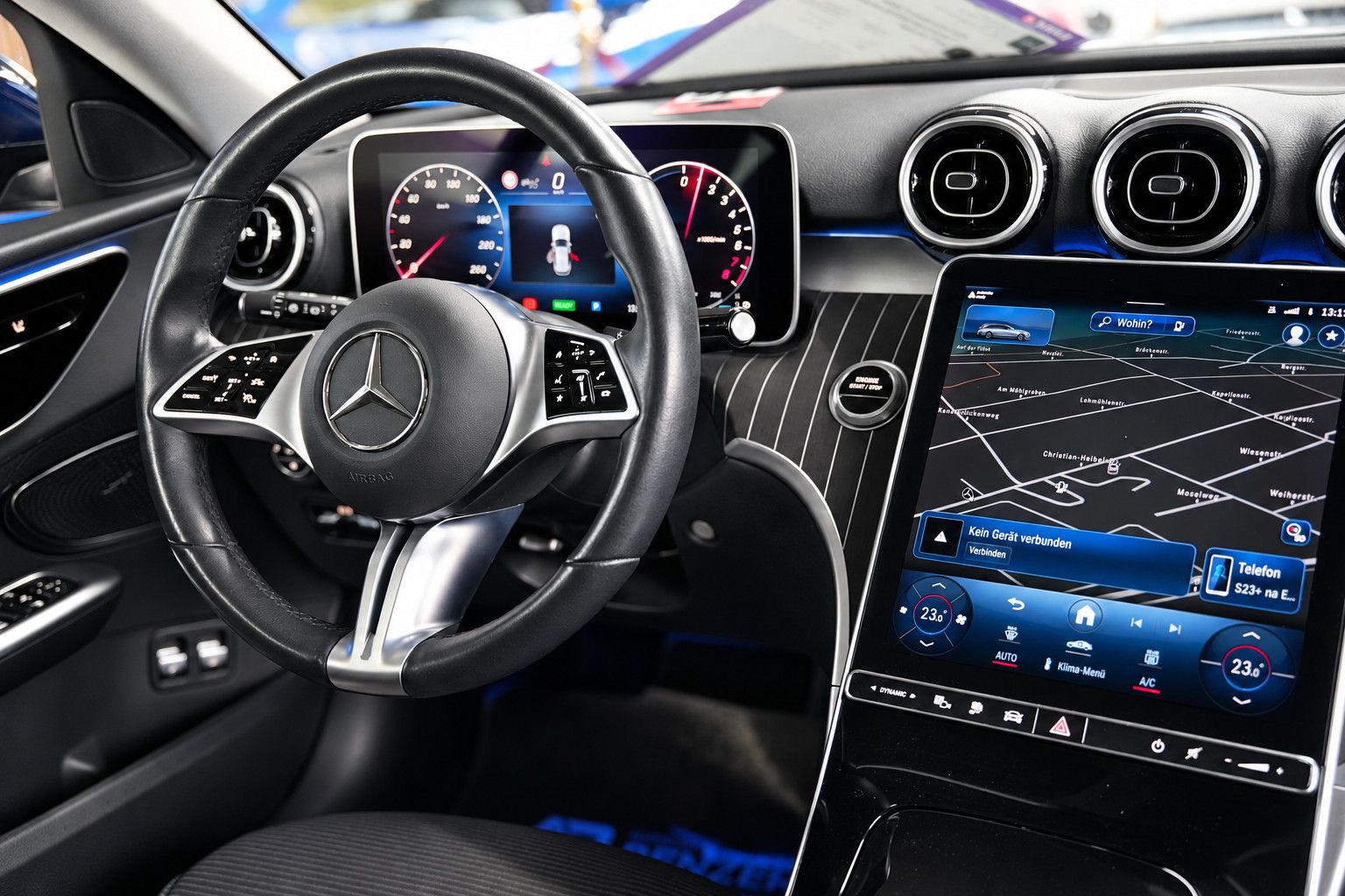 Fahrzeugabbildung Mercedes-Benz C 300 e T *Ambiente*SHZ*Rückfahrkamera*T-Winkel*