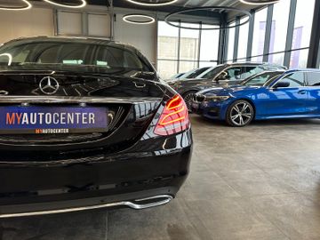 Mercedes-Benz C 200 C Limousine CGI *Avantgarde*Navi*Shz*9G*
