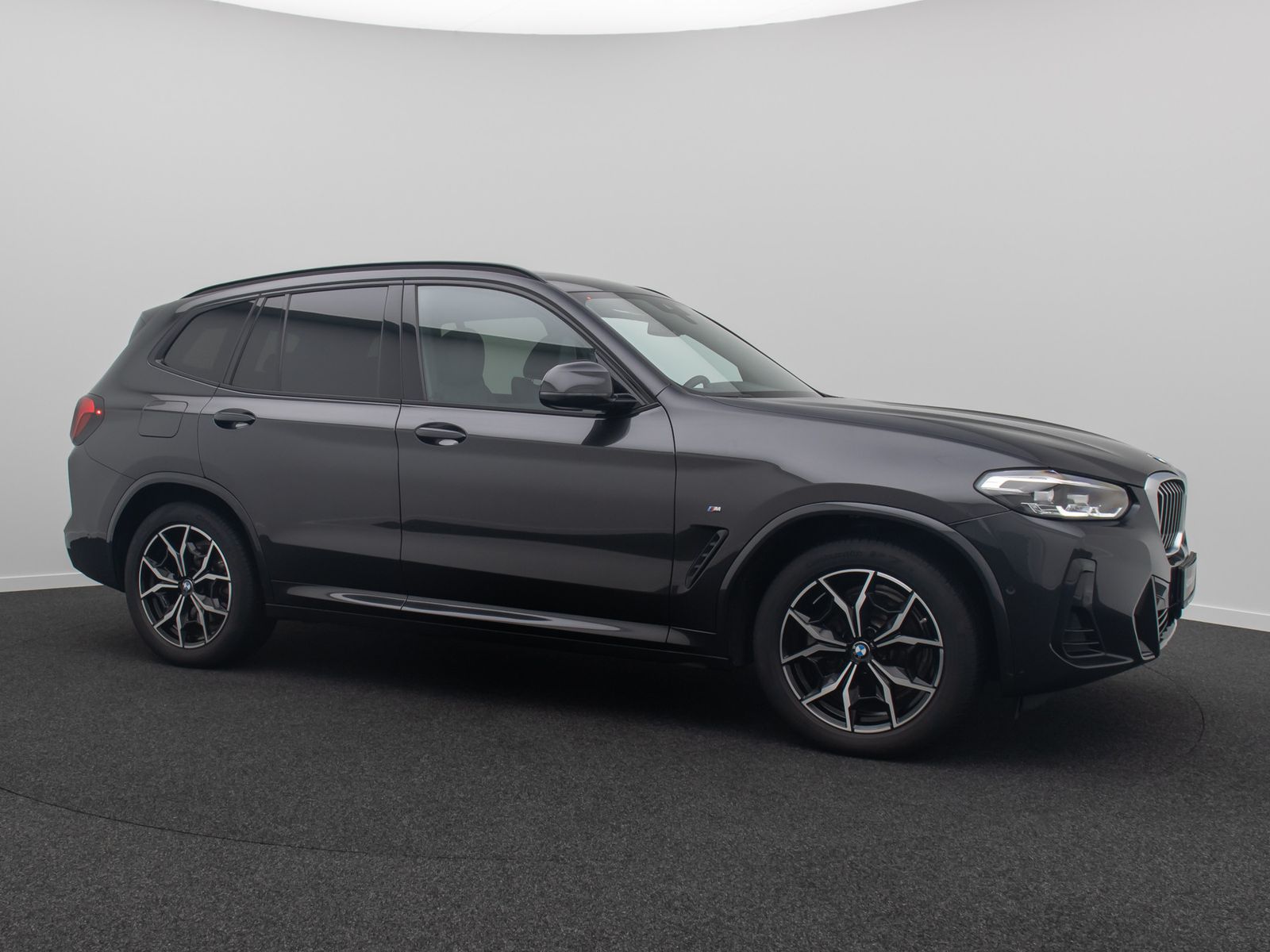 Fahrzeugabbildung BMW X3 xD20d M Sport Kamera DriveAs DAB Panorama 19"