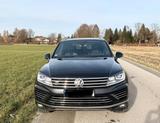 Volkswagen VW Touareg R-Line V6 262PS Vollausst. Luftfed. - gebrauchte VW Touareg aus dem Jahr 2016